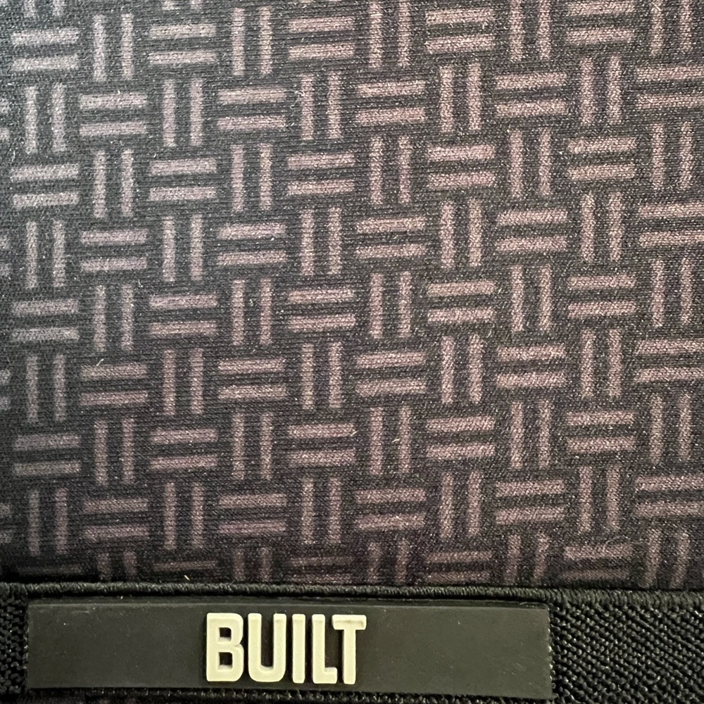Built NY Slim Cover for Kindle Fire HD 7" - Picture 10 of 10